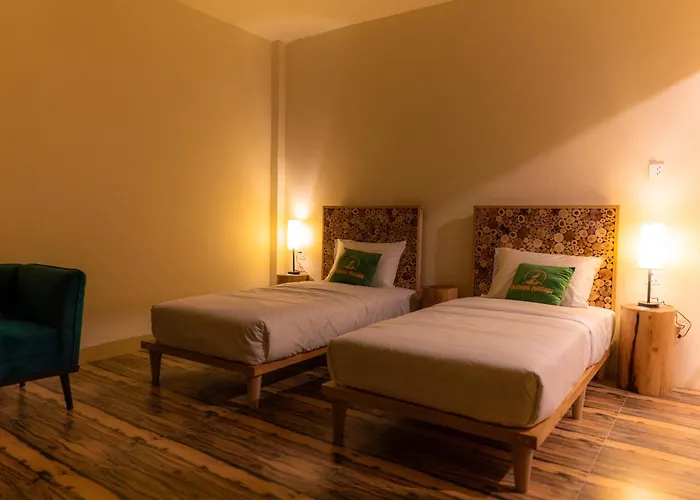 Dumani Nagar Hotel & Resort Karimabad 