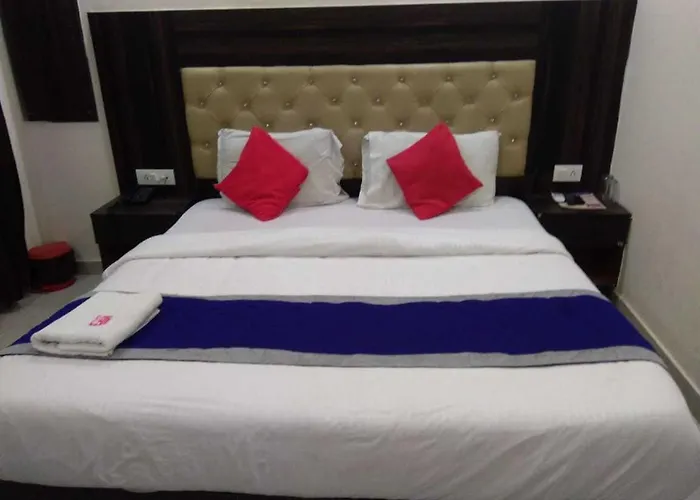 Hotel O Breeze Hotel New Delhi