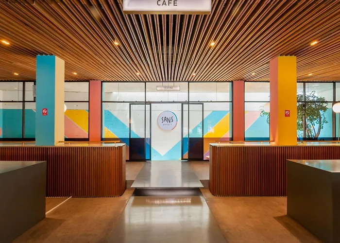 Sans Hotel Finest Medan