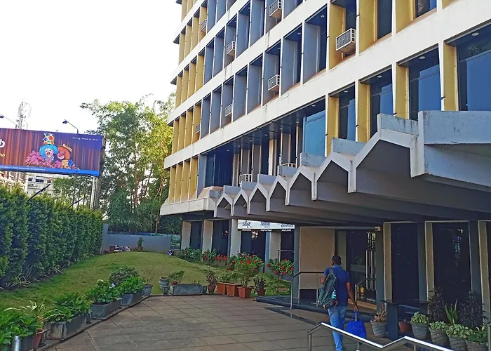 Sanman Deluxe Lodge Belgaum