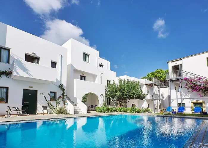 Eva Suites & Apartments Agia Marina