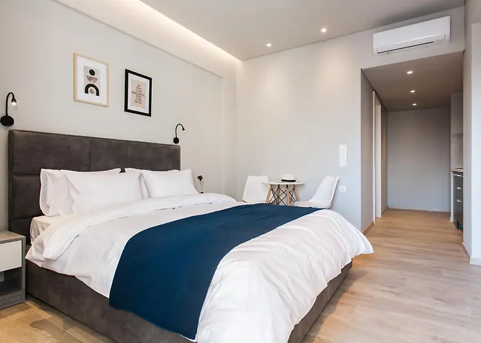 Wyz Piraeus Aparthotel