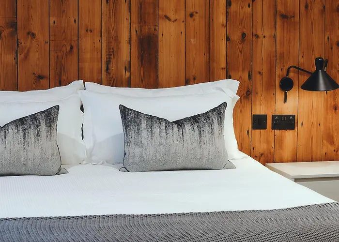 The Brownswood Hotel London