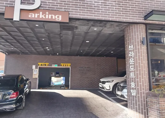 Brown Dot Hotel Busan Station