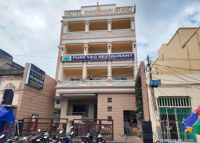 Hotel Shreehari Grand Puri