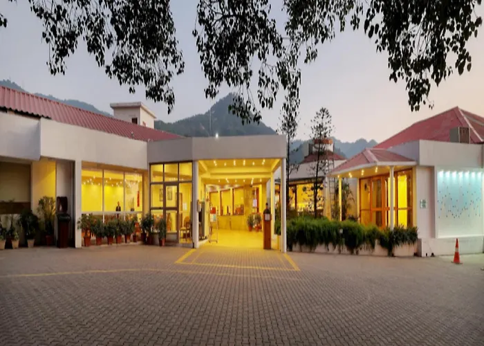Timber Trail Base Resort - At The Foothills Of Adventure Parwanoo