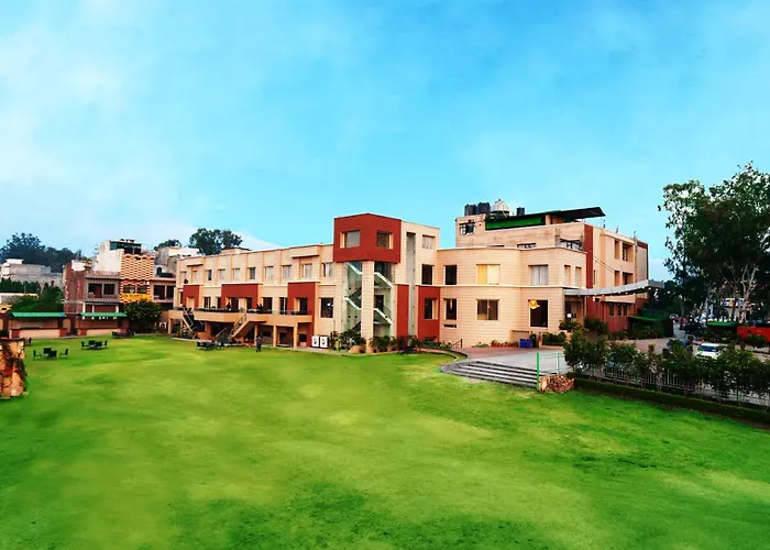 Hotel Classic Residency Kalka