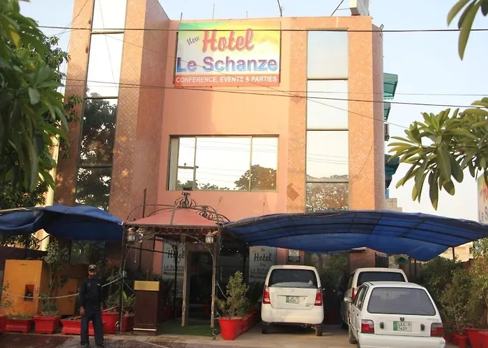 Hotel The Leschanze Lahore