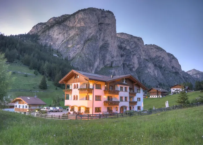 Garni Hotel Iris Sëlva