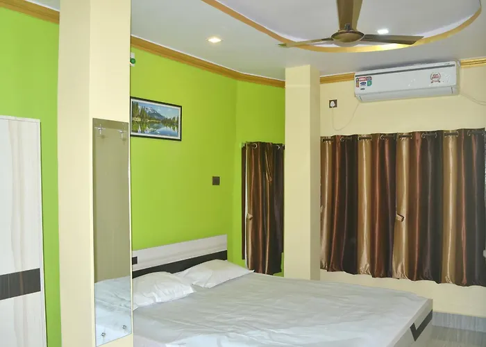 New Mukherjee Lodge Bishnupur 