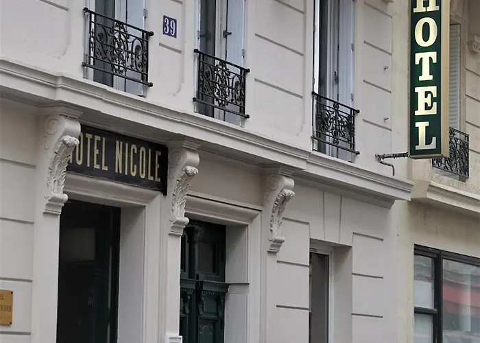 Hotel Pierre Nicole París