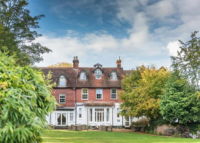 Moorhill House Bed & Breakfast Burley 