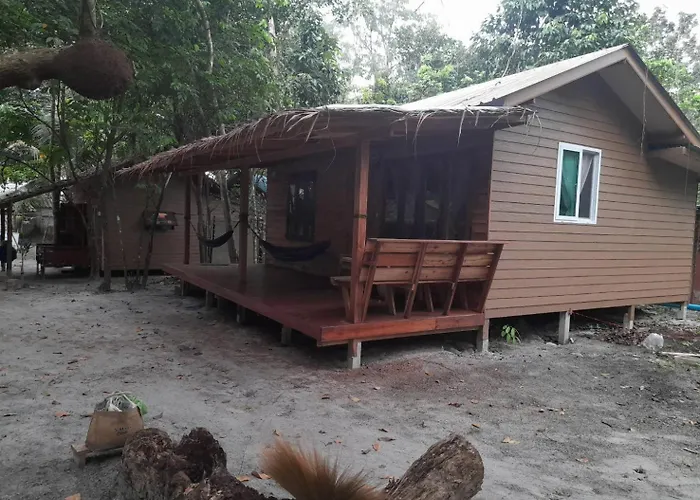 Hotel Lazy Hut Koh Phayam