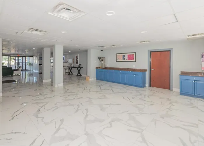 Jamestown Inn & Suites Riverdale