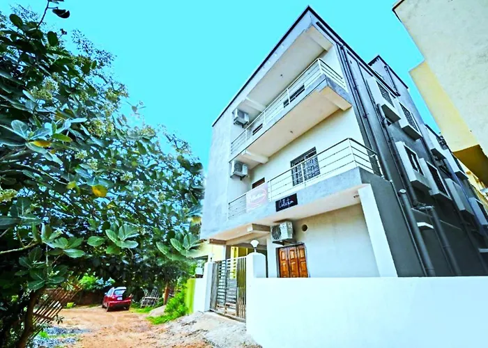 Goroomgo Madison Blue Kiit University Patia Bhubaneswar - Luxury Collection Of Hotels With Spacious Room - Best Hotel In Bhubaneswar