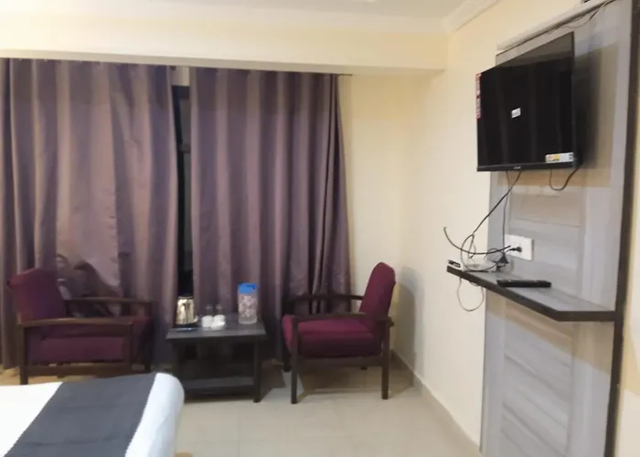 Hotel Laxmi Palice Mussoorie