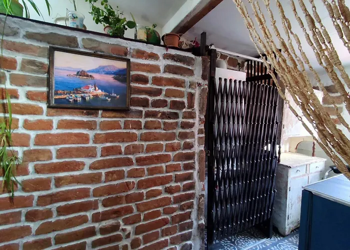 Hotel 9 Doors Tiflis