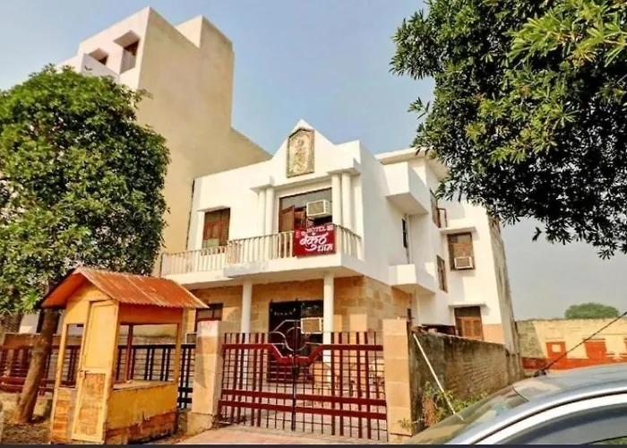 Baikunth Dham Sewa Ashram Hotel Mathura