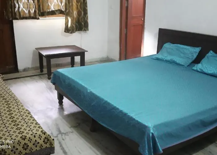 Baikunth Dham Sewa Ashram Hotel Mathura