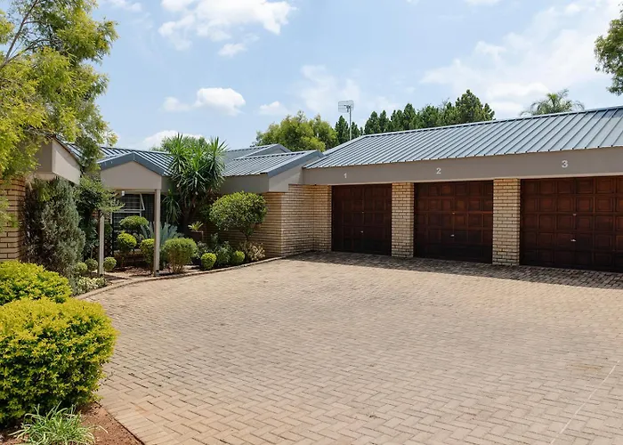Tristan'S Place Guest House Klerksdorp
