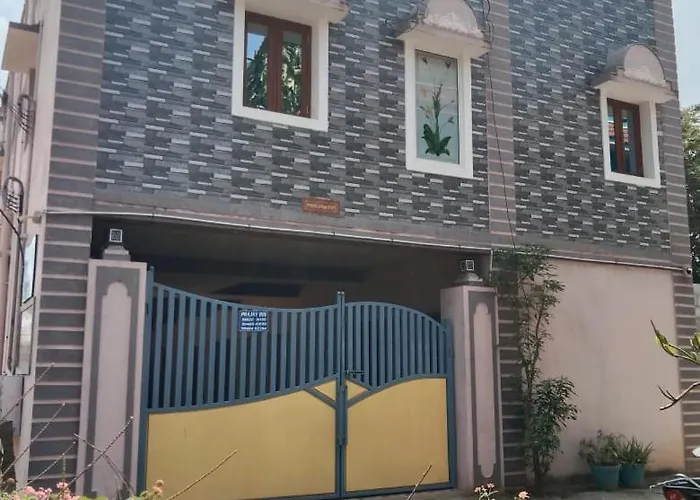 Prajay Inn Yelagiri