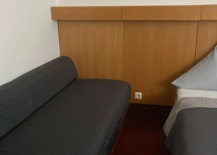 Hotel Zum Weissen Mohren Walluf