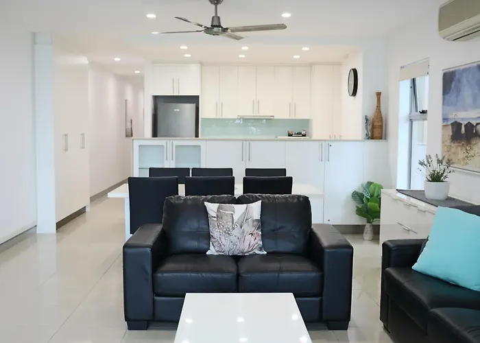 Redvue Holiday Apartments Redcliffe