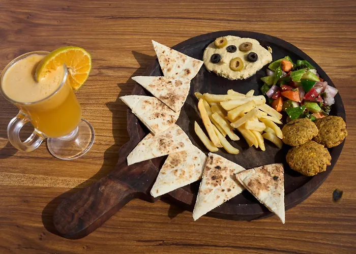The Mad King'S House & Cafe Hotel Manali 