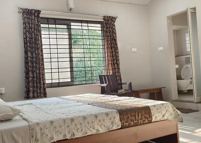 Sugamya Farm Guesthouse Sagar 