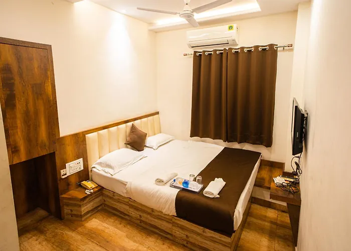 Hotel Khajanchi Kota 