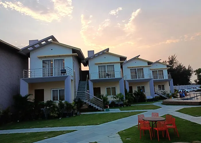 Parth King Beach Resort Mandarmani