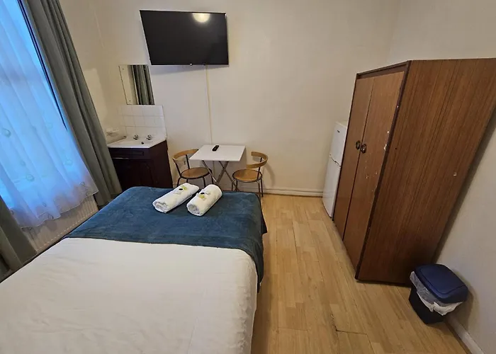 Bruce Rooms Londres
