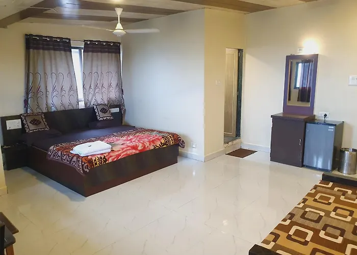 Hiral Residency Hotel Matheran