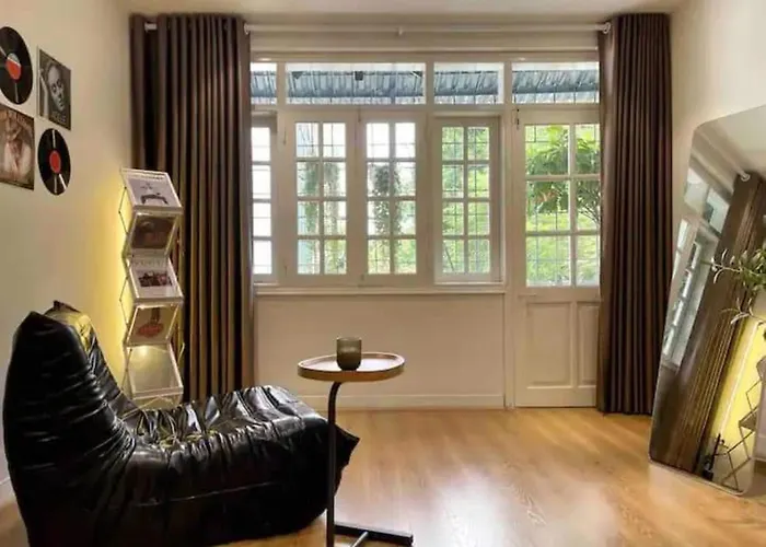 Oh Trendy Homestay Lê Phụng Hiểu Hà Nội