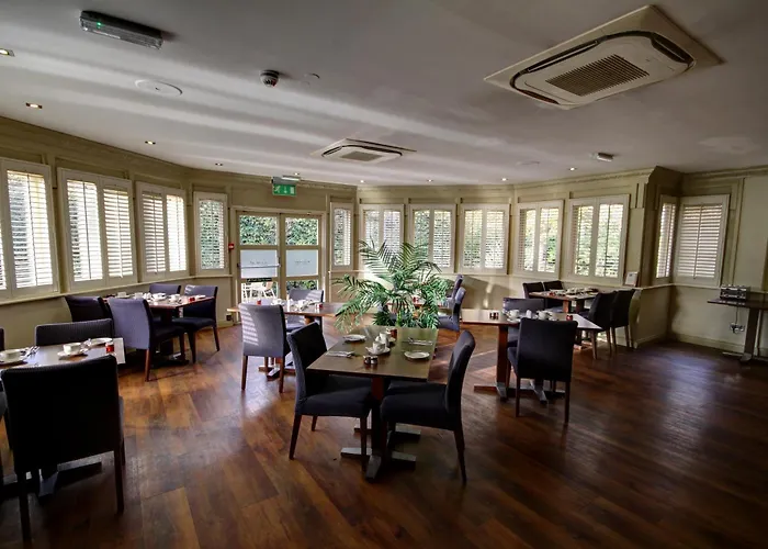 The Rochford Hotel