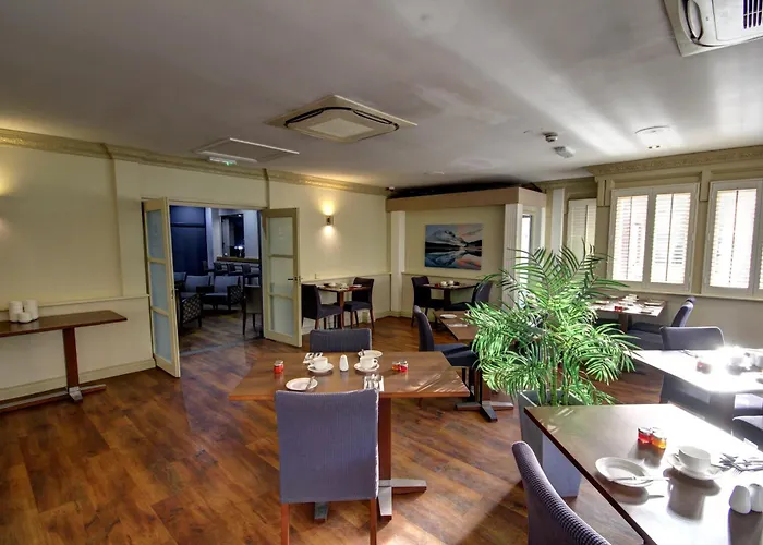 The Rochford Hotel