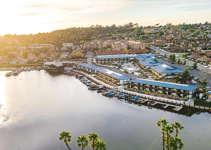 Lakehouse Resort San Marcos