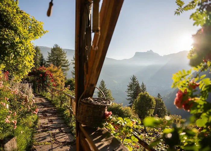 Charmehotel Uhrerhof - Deur St. Ulrich in Gröden