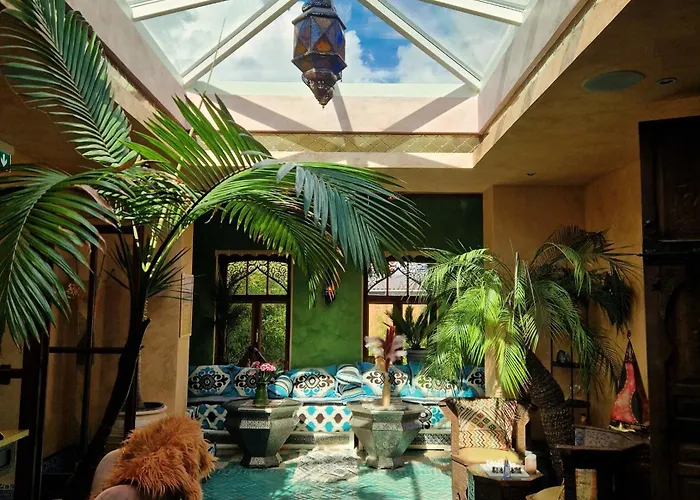 Riad Agraba, 1001 Nights Lomm