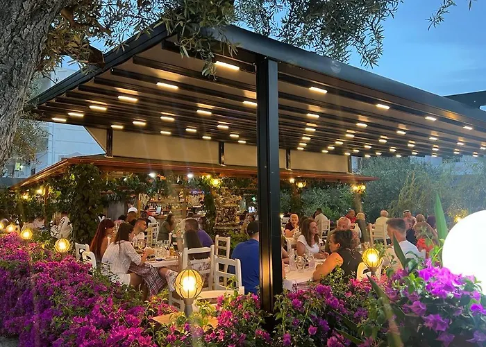 Summer Gate Hotel Ksamil