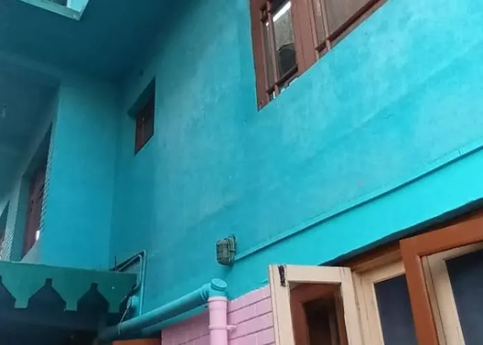 Unique Guest House Srinagar 