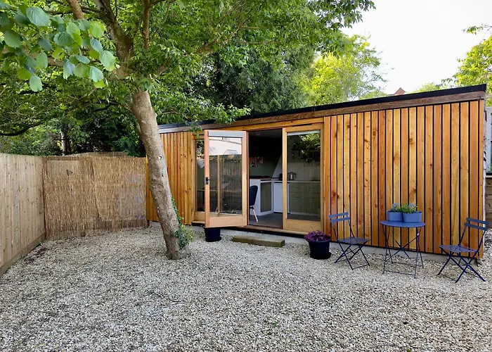 The Snug: Dorset Hideaway Hotel Blandford Forum