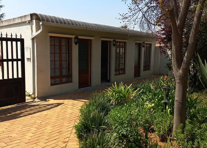 Or Tambo Guest House Kempton Park