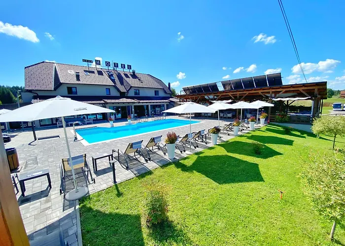 16 Lakes Hotel Grabovac 