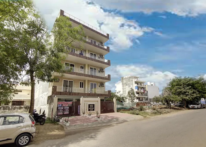 Niketan Medanta Service Apartment - A Boutique Hotel Gurgaon