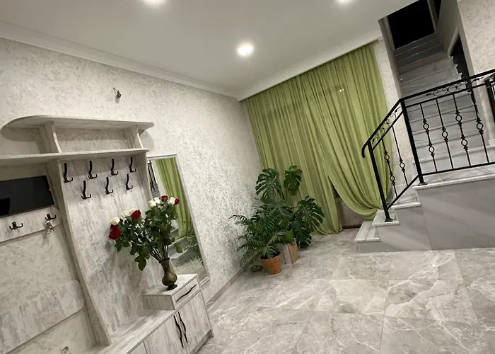 Three Palms Guest House Tbilisi