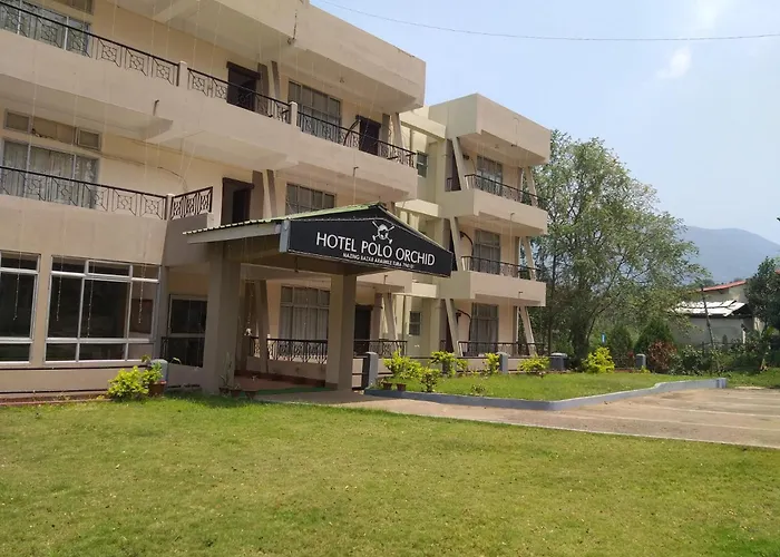 Polo Tura Hotel