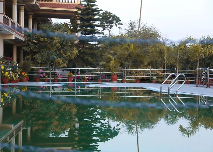 Hotel Royal Safari Sauraha