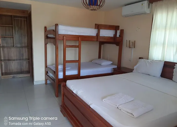 Hotel La Vista Canoa