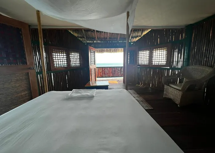 Hotel Puntanorte Tintipan Island